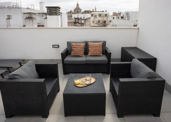 Private & Pool Goyeneta Sevilla Urban Apartment