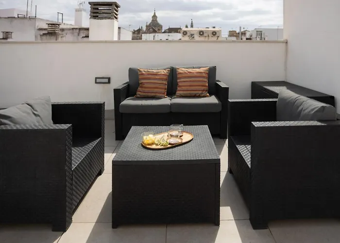 Private & Pool Goyeneta Sevilla Urban Apartment